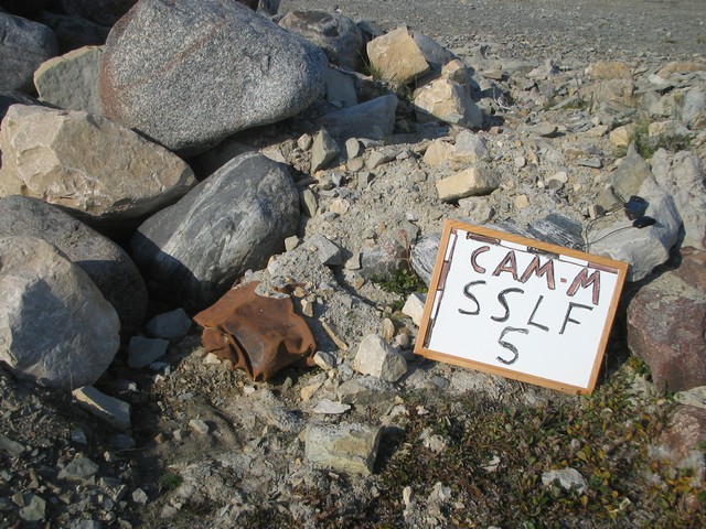 Thumb for 19 aug 05 sslf5 debris close up.jpg (3210 KB)